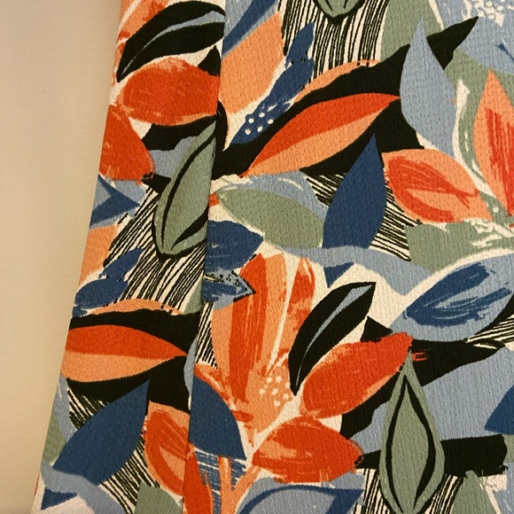 BRAND NEW WITH TAGS TU Summer Print Skirt - Size 14 UK - Picture 2 of 6